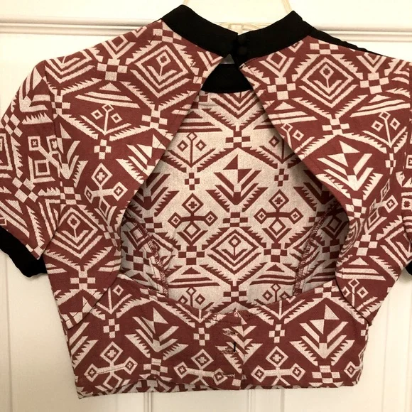 Tribal Print Open Back Crop Top - Picture 3 of 8